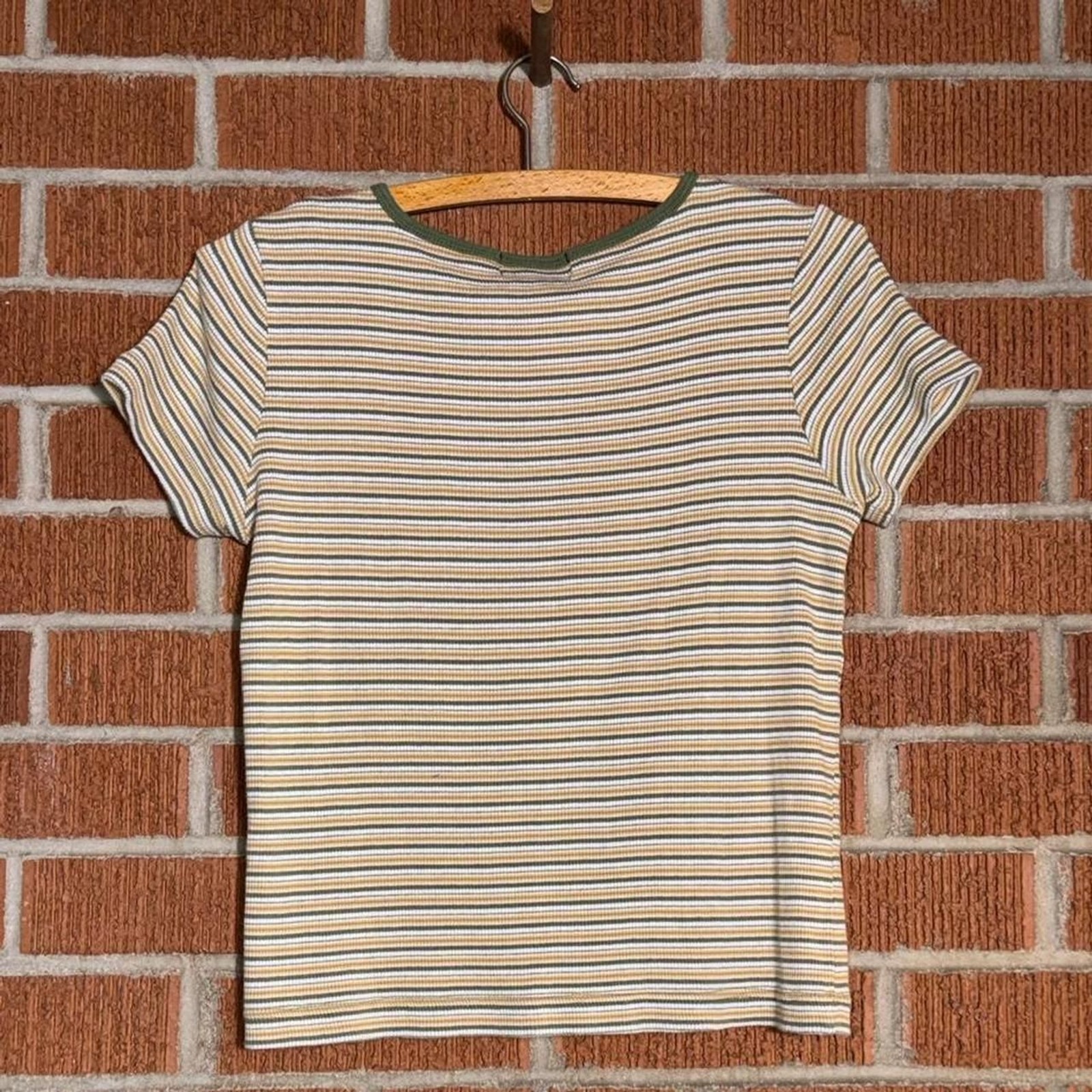 Vintage fitted striped ribbed tee