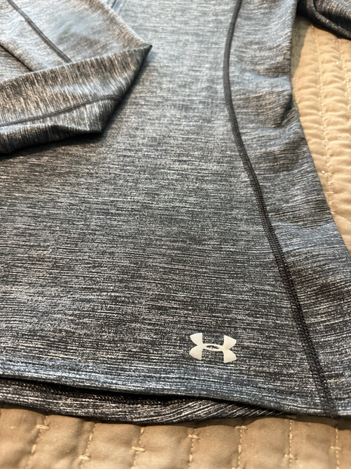 Under Armour Heathered Full Zip Mock Neck Stretch Metallic Raglan Jacket Gray M