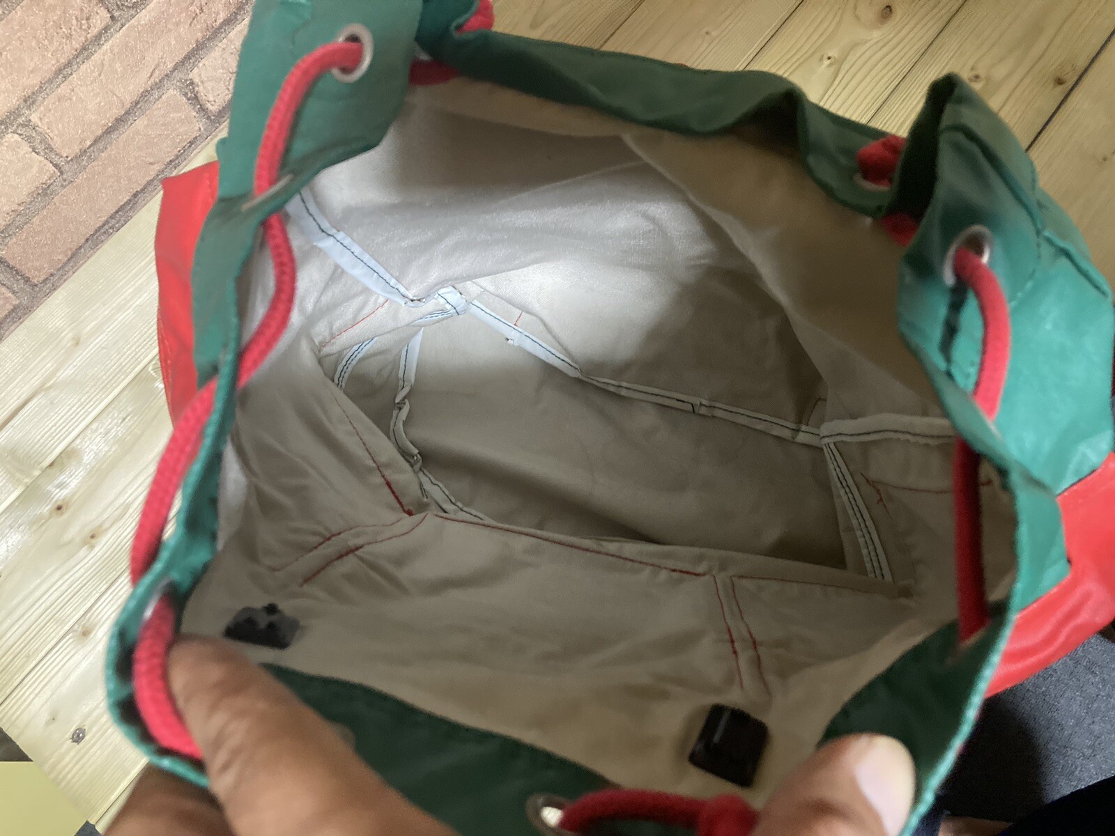 United Colors of Benetton Women’s Backpack Bag Size 40x40x13cm 15.7×15.7×5.1in