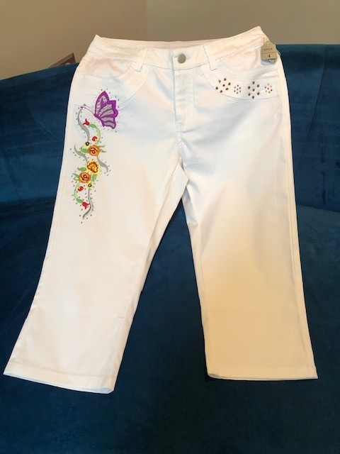 Size 4 wide leg Boston Proper White Crop Jeans Embroidered with stone accents