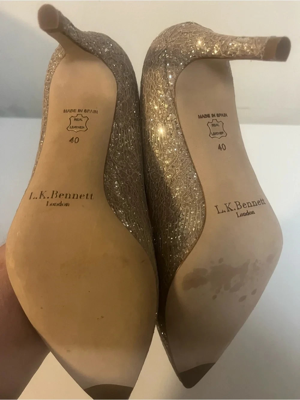 L.K. Bennett Gold Metallic Pointed Toe Heel Women’s SZ 40/9US. 3.5in heel NWOT