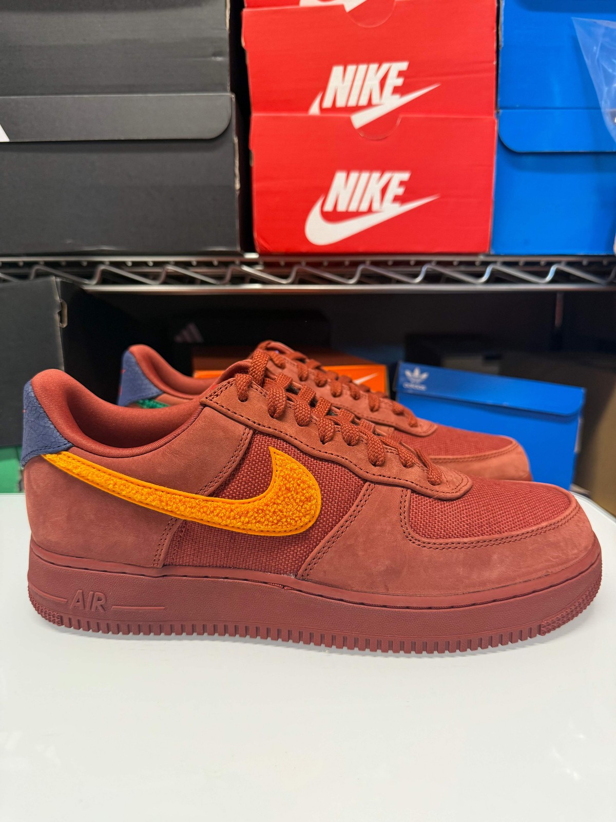 Nike Men’s Air Force 1 Low SP La Familia Shoes Redstone DV5153-600