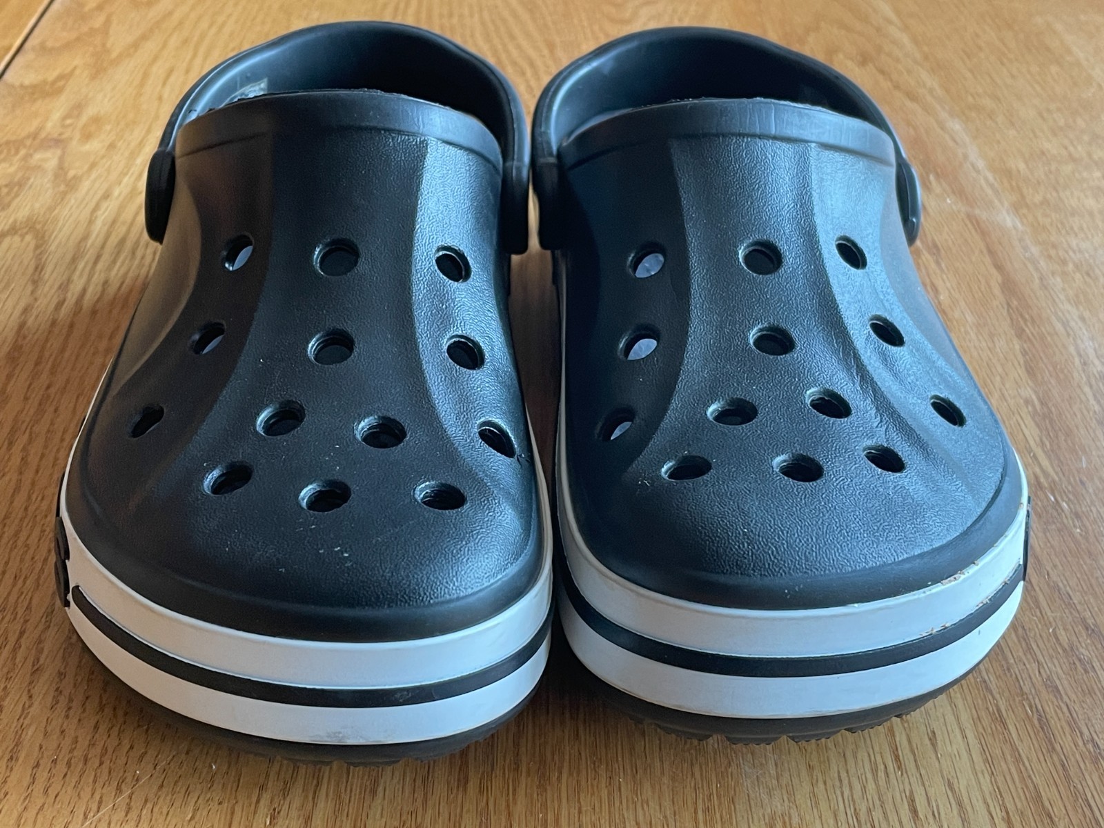 Crocs Bayaband Clogs Black & White, Unisex Mens 7 Womens 9, Slip-On Shoes
