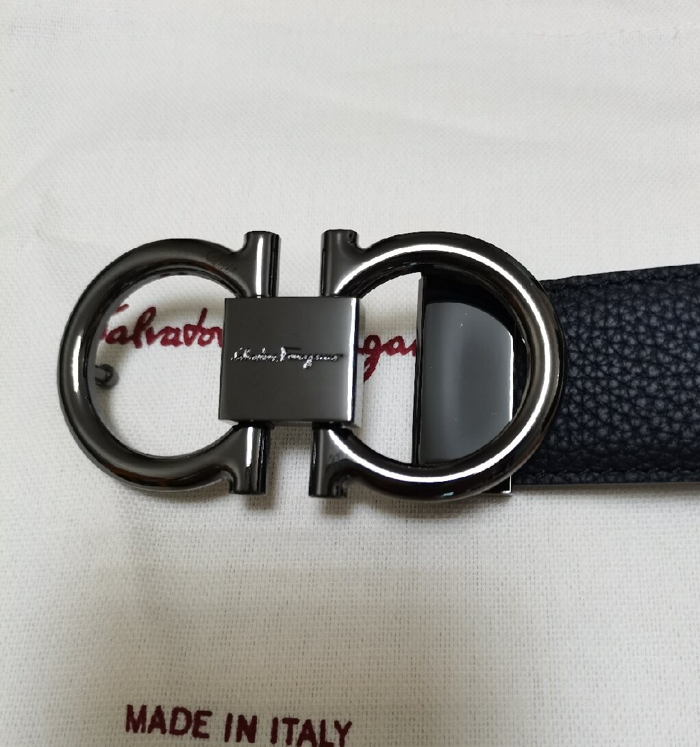 Ferragamo Reversible Black /Brown Belt length120 cm+ Black Horseshoe buckle