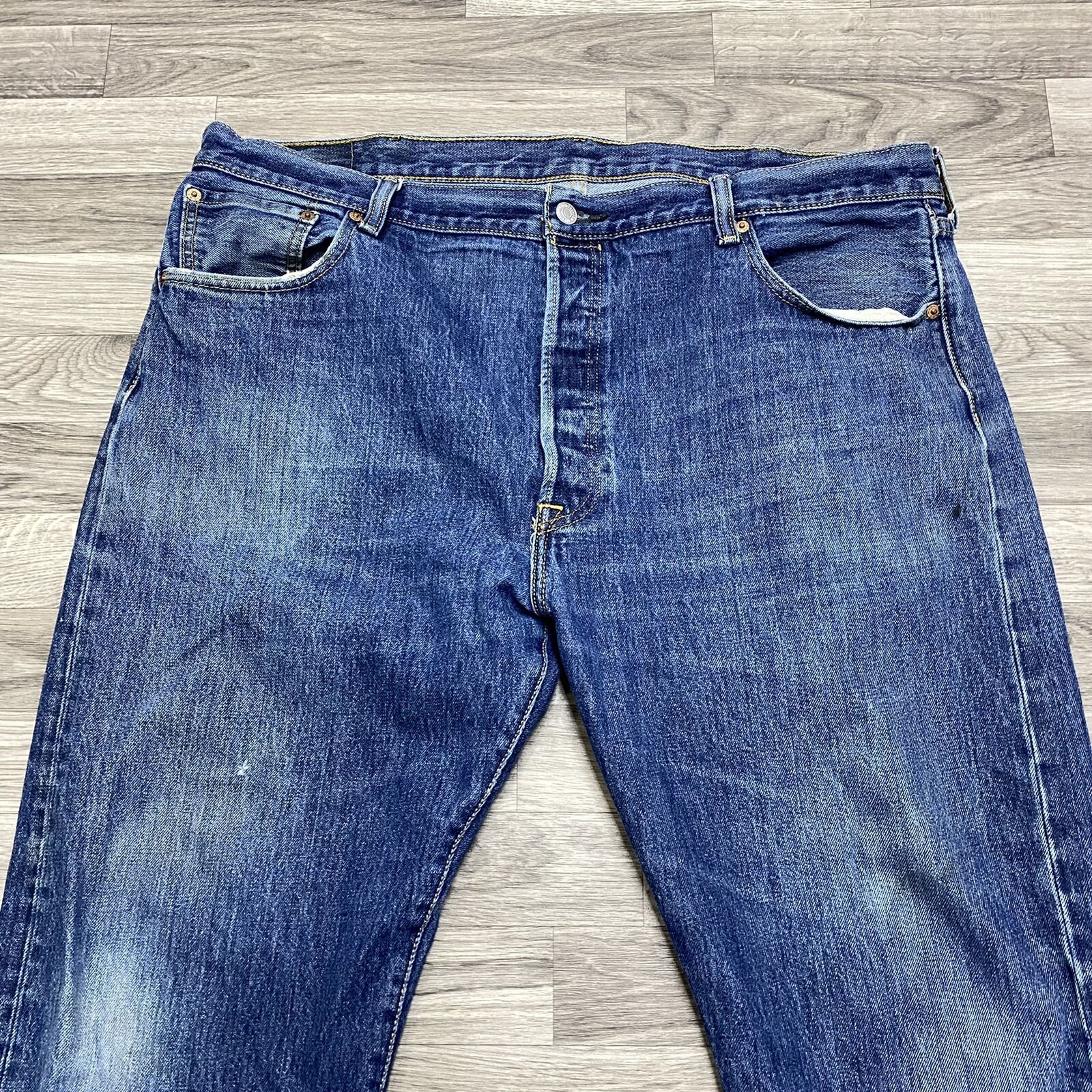 LEVI’S 501 Straight Leg Dark Wash Blue Denim Jeans Men’s Size W42 L30