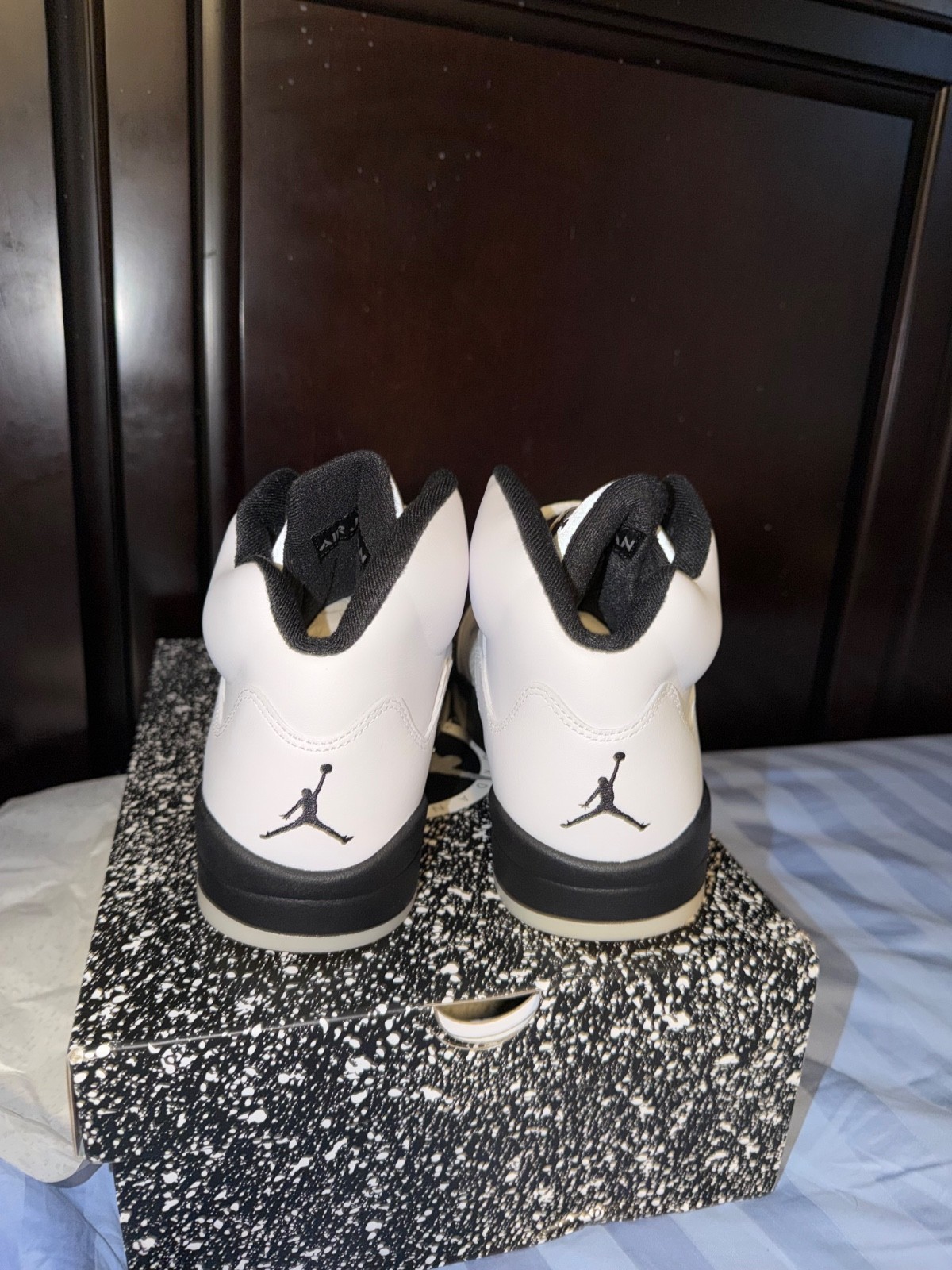 Jordan 5 Retro “White And Black” Sail Men Size 10 new with box