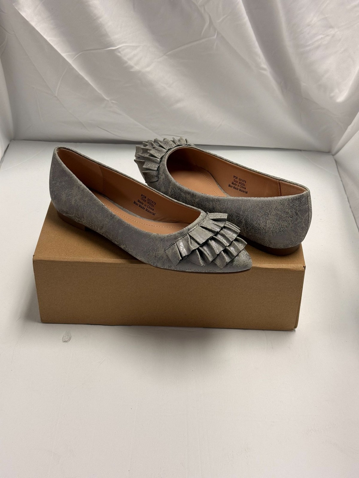 Easy Street Women’s WD-Judy Ruffle Ballet Flats Size 5.5 Pewter New