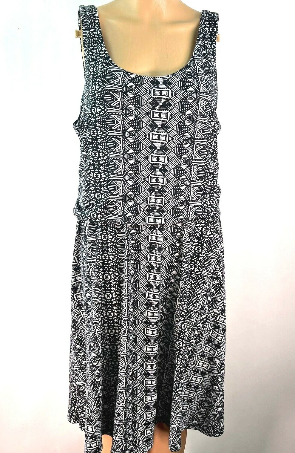 Vintage Faded Glory Womens Geometric Print Sleeveless White Shift Dress Size XL