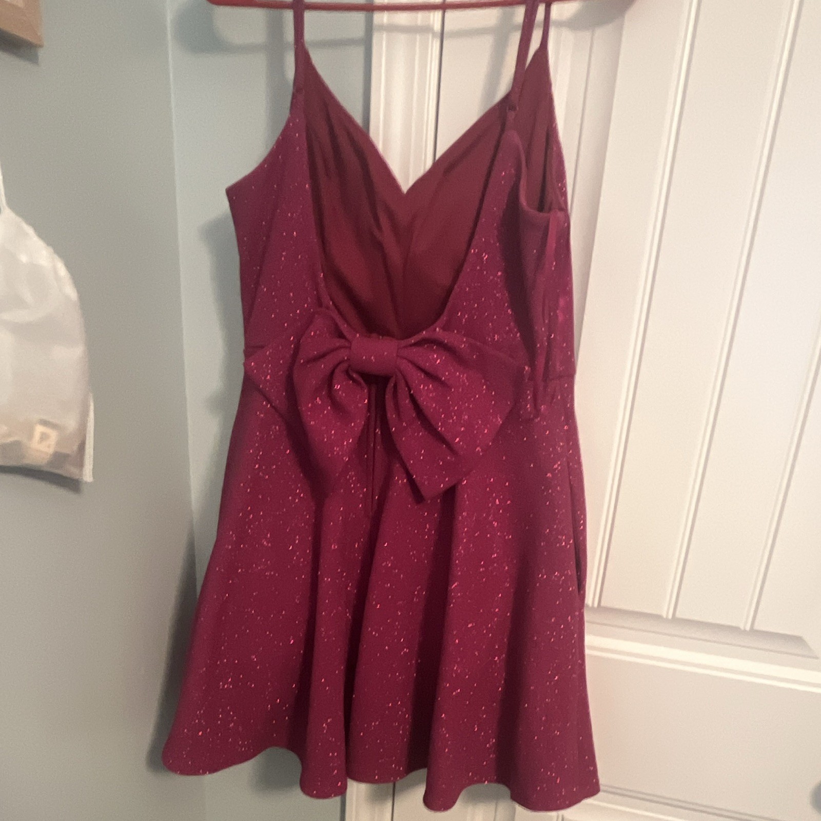City Studio Burgundy Glitter Bow V-Neck Strappy Fit & Flare Dress size 13.
