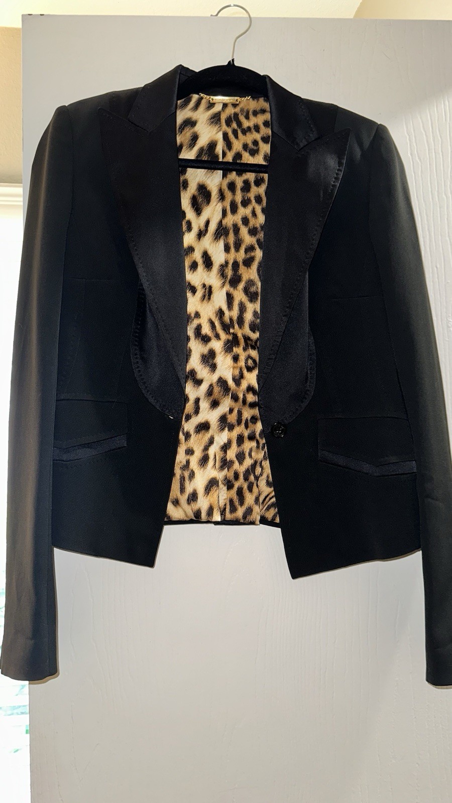 Roberto Cavalli Black Satin Cropped Peak Lapel Leopard Lined Blazer 6