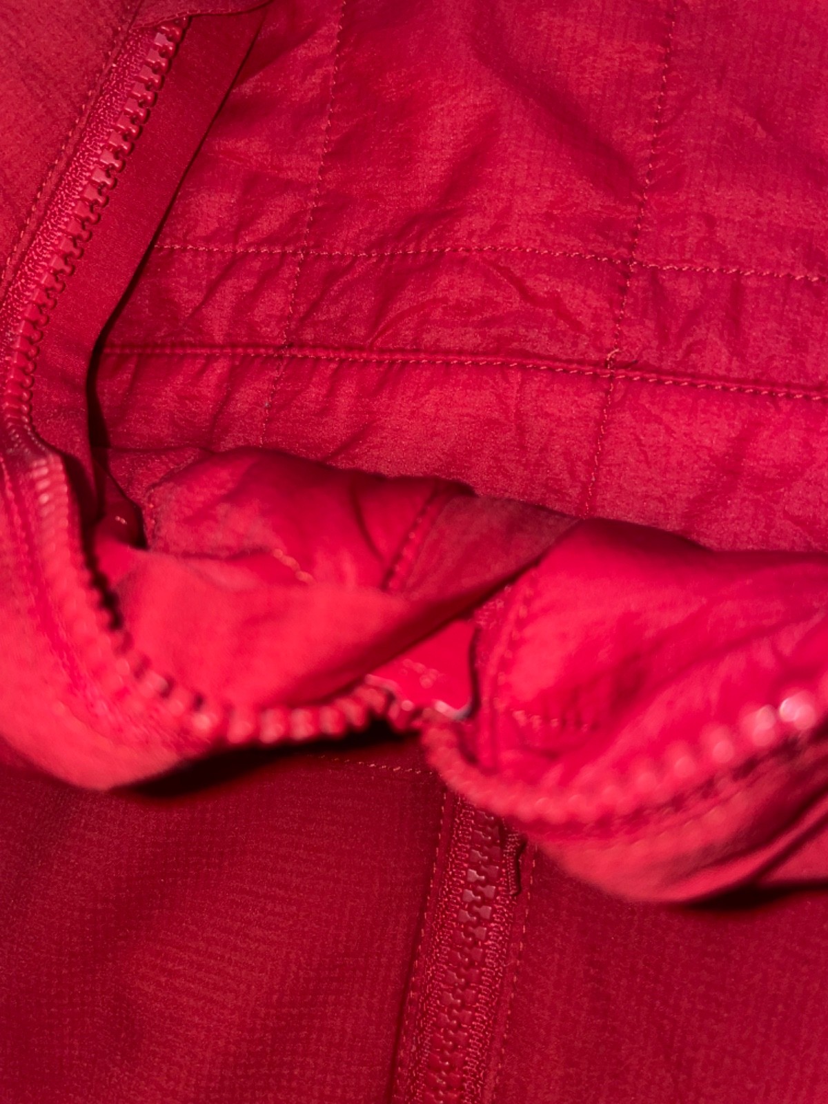 Arc’teryx Atom SL Hoodie Jacket Men’s Medium Red Lightweight