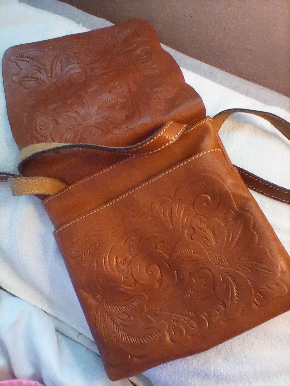 Patricia Nash Brown Tooled Italian Leather Floral Crossbody Purse Bag