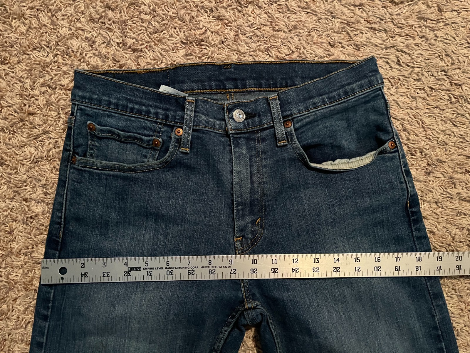 EUC Levi’s 502 Jeans Regular Fit Tapered Mens tag=31×32 (MEASURED 31×29) (9632)