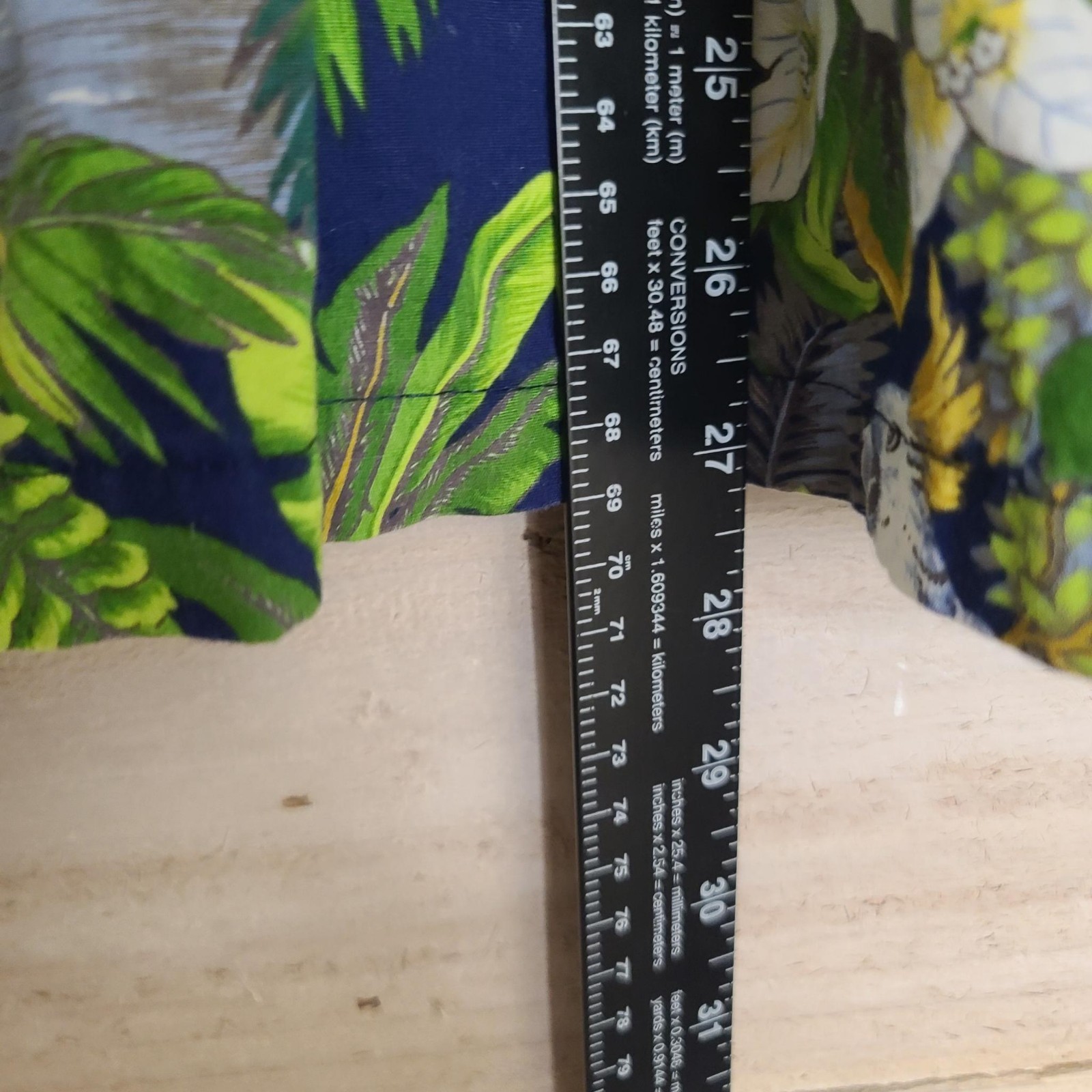 Cabana Core Vintage Parrot Domination Men’s Medium Hawaiian Shirt Aloha Republic
