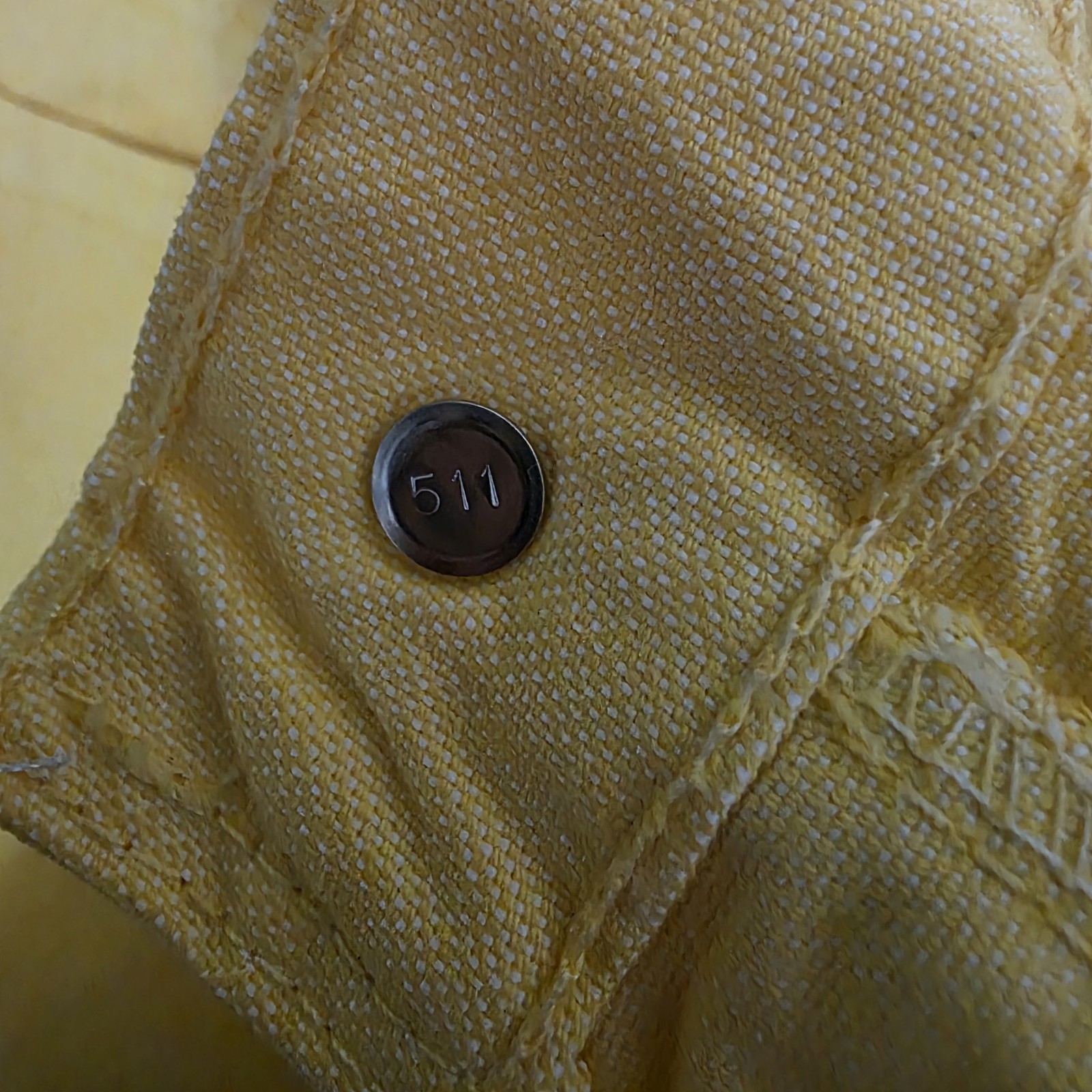 NWT VINTAGE -2002- Levis 577 Jeans USA Size 10 Yellow Wide Leg Cropped Baggy Y2K