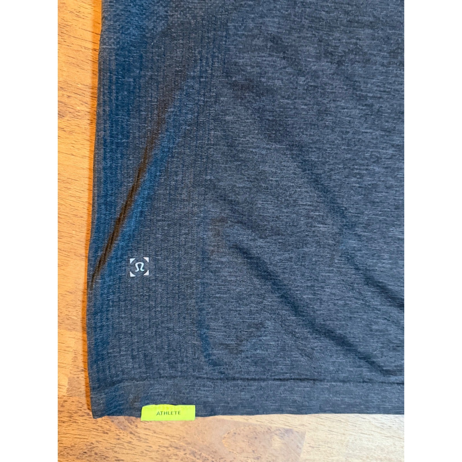 Lululemon Metal Vent Tech Sleeveless 2.0 Tank Deep Coal Black Mens M NEW
