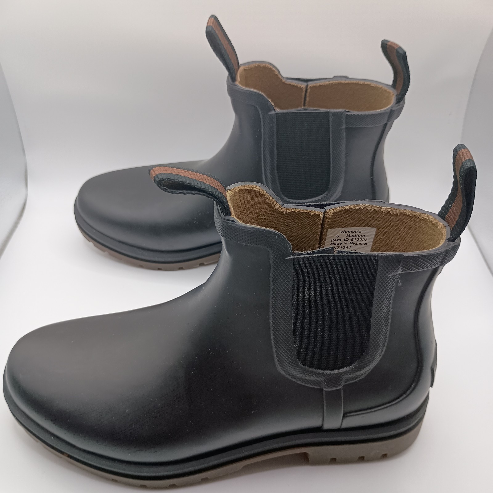 L.L. Bean Women’s Size 6 Black Rugged Wellie Rubber Chelsea Mud Rain Boots