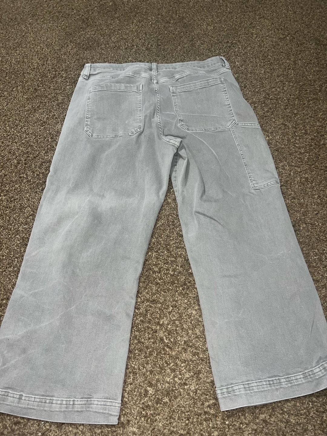 Studio Blue High-Rise Wide Leg Carpenter Jeans in Grey