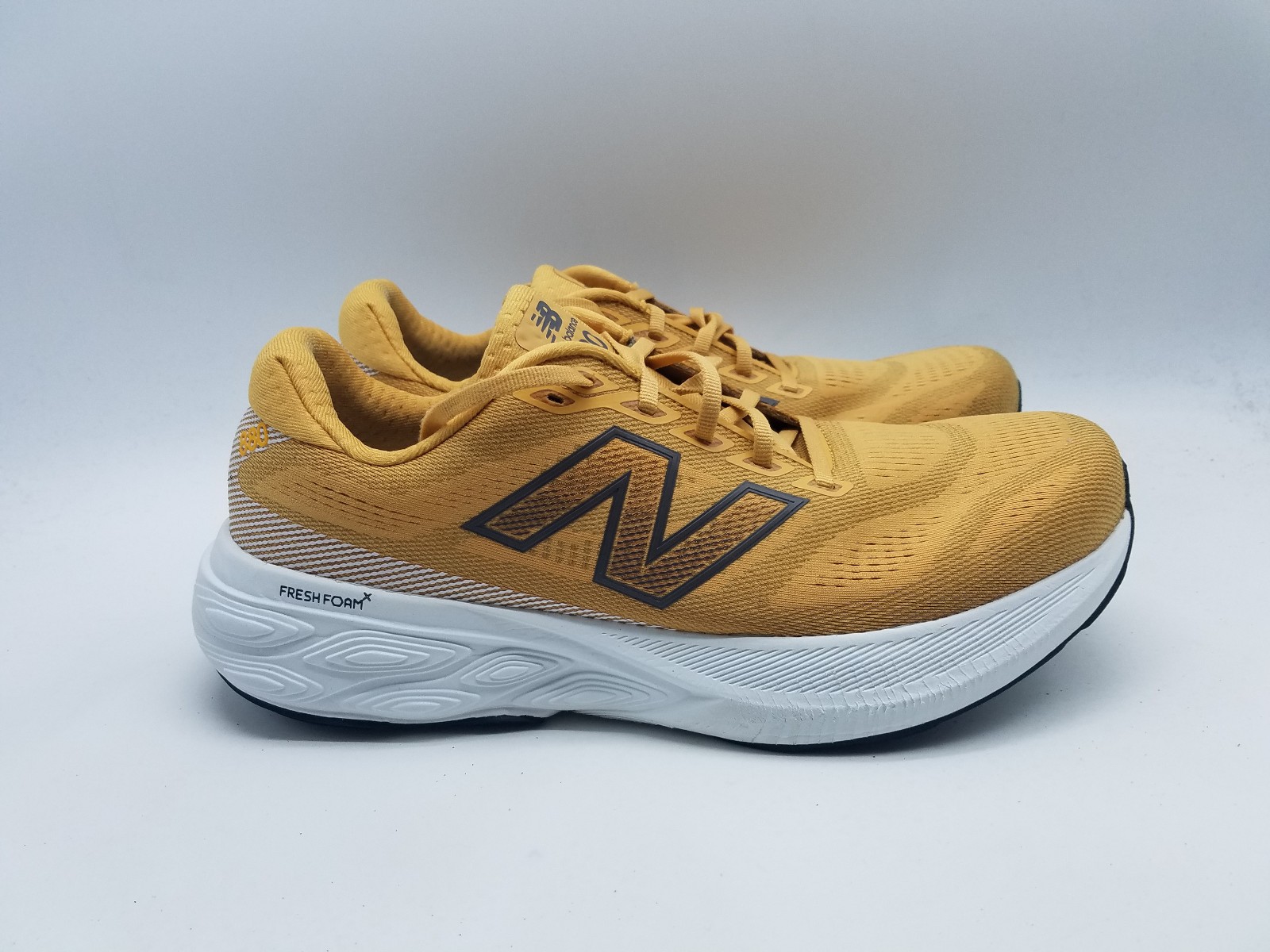 New Balance Fresh Foam X 880v15 Men’s Size 11 D (Medium) Running Shoes Mustard