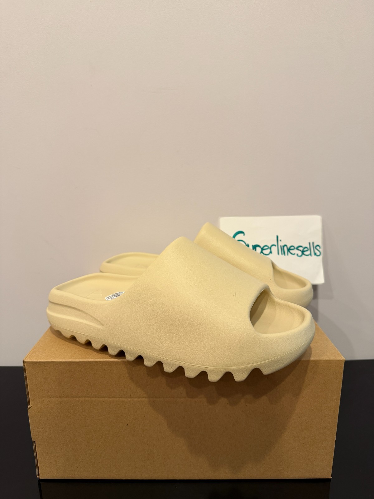 Adidas Yeezy Slide Bone Size 9 (100% Authentic) FZ5897