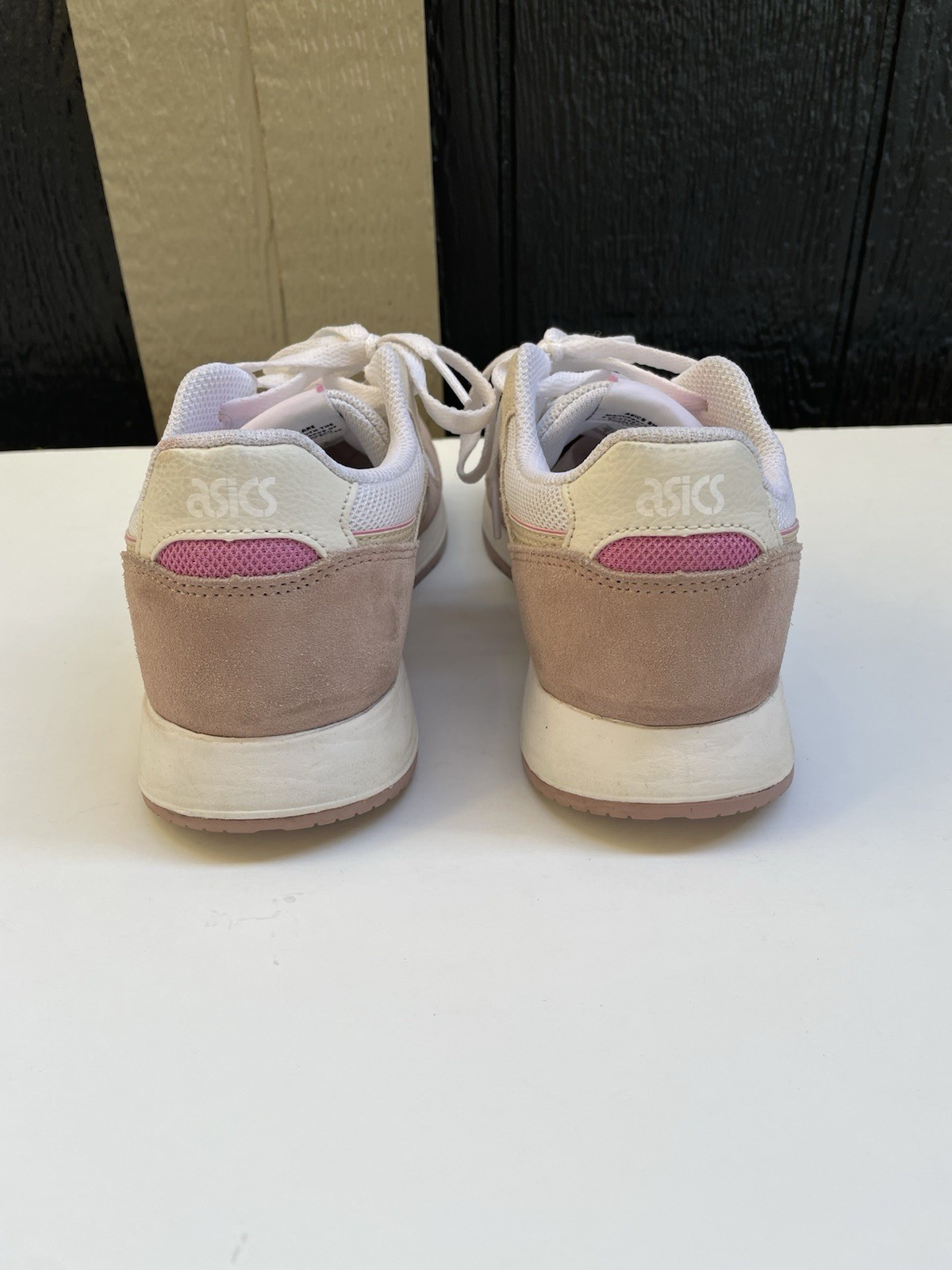 ASICS Lyte Classic Beige Cream Tan Mesh Suede Sporty Sneakers Womens Size 8