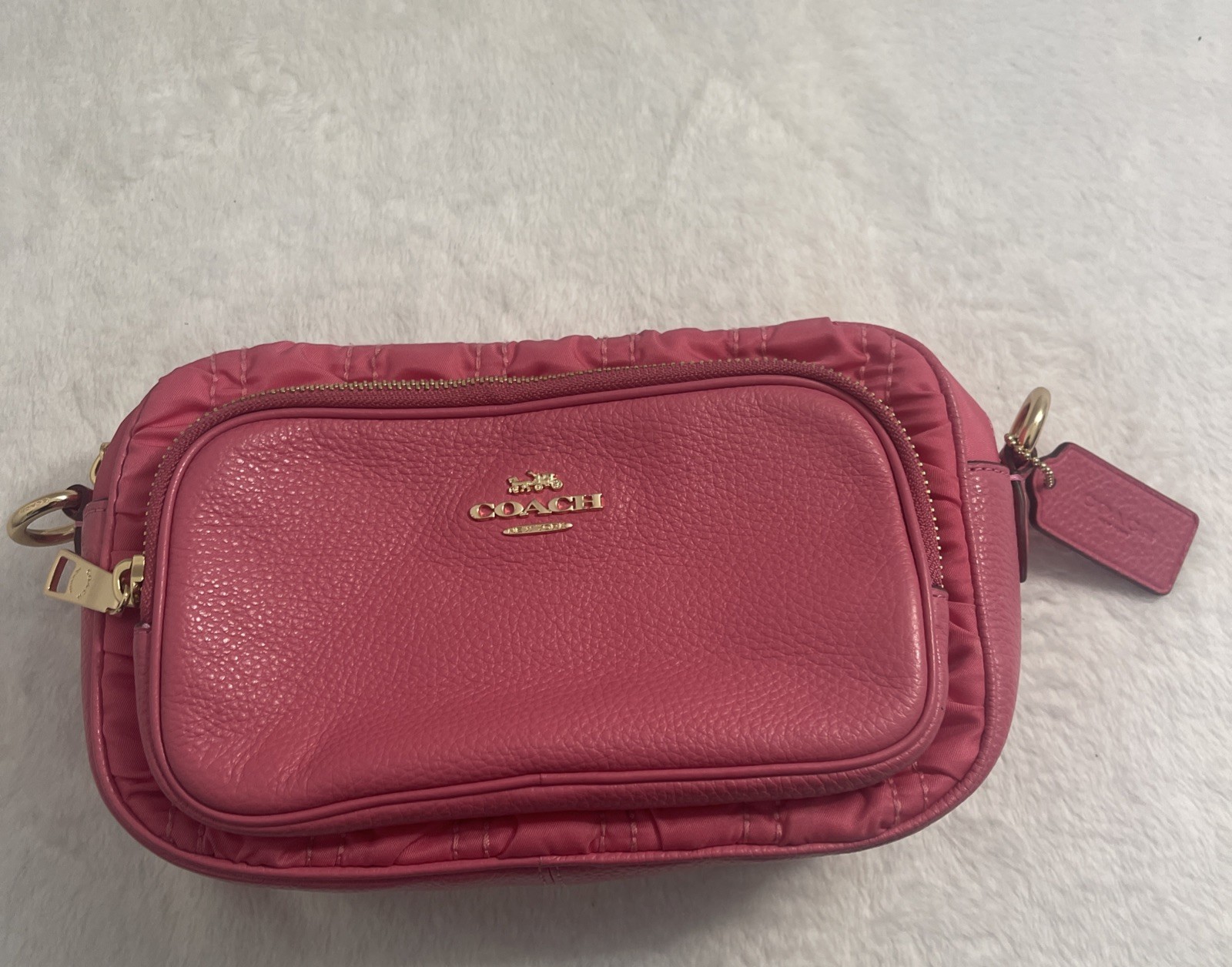 Coach Crossbody With Quilting – Pink – In Good Condition Without Strap