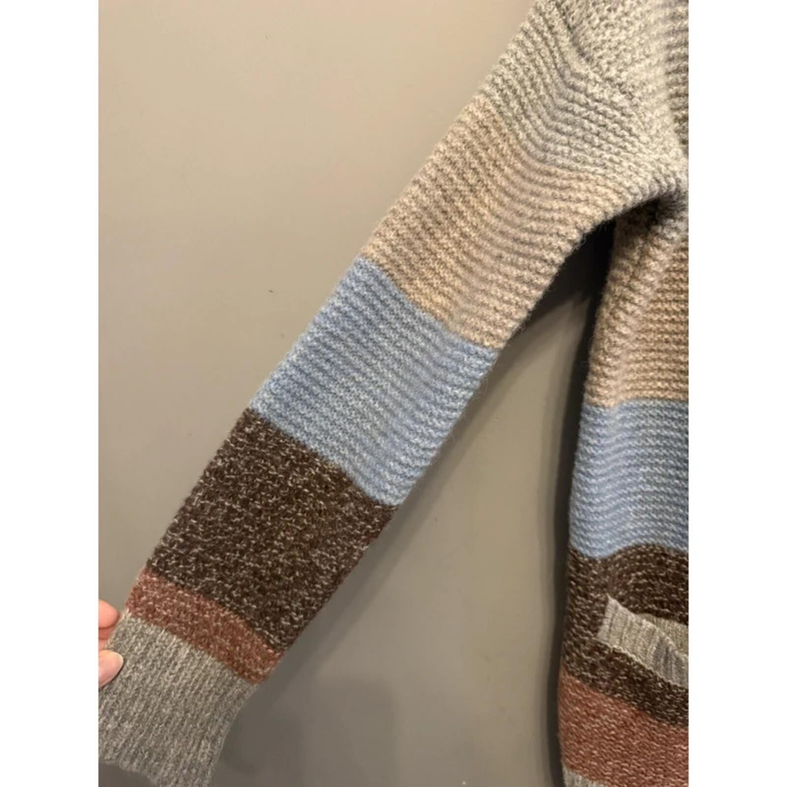 Woolovers 100% Lambswool Cardigan striped Size M