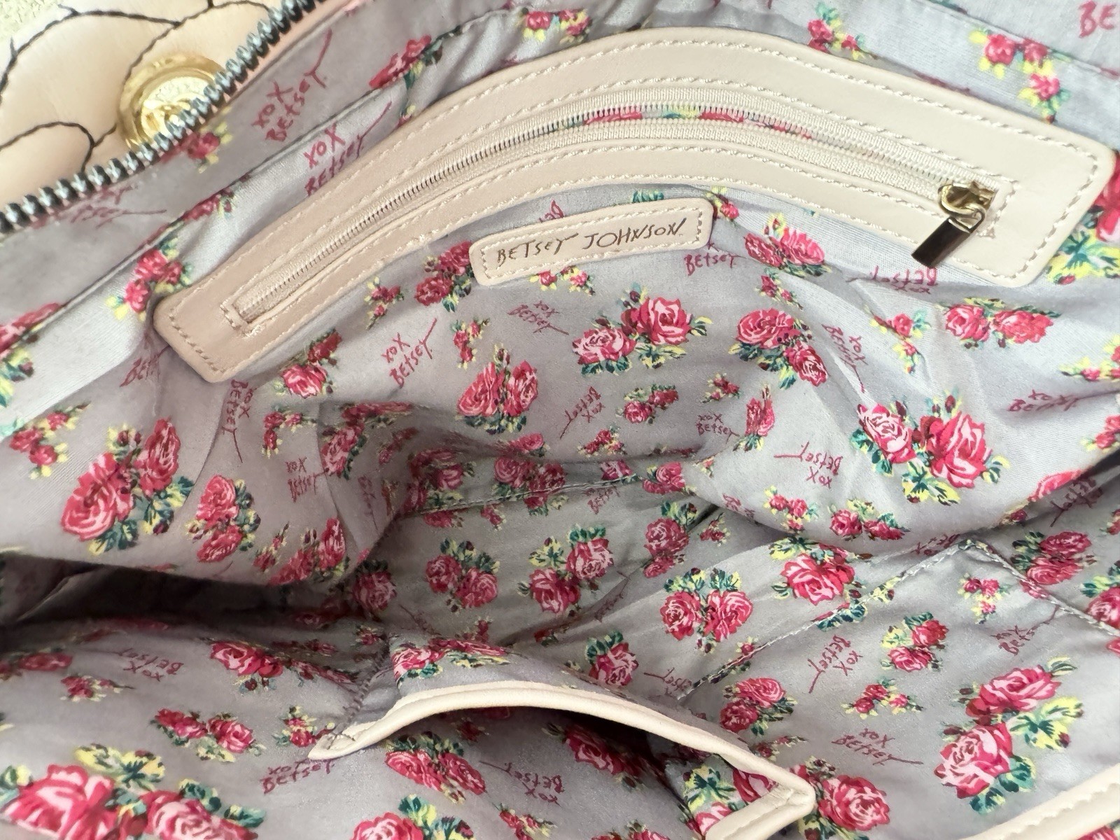BETSEY JOHNSON XO Lisa Blush Pink Quilted Shopper Gold Chain Tote Handbag (NWT)