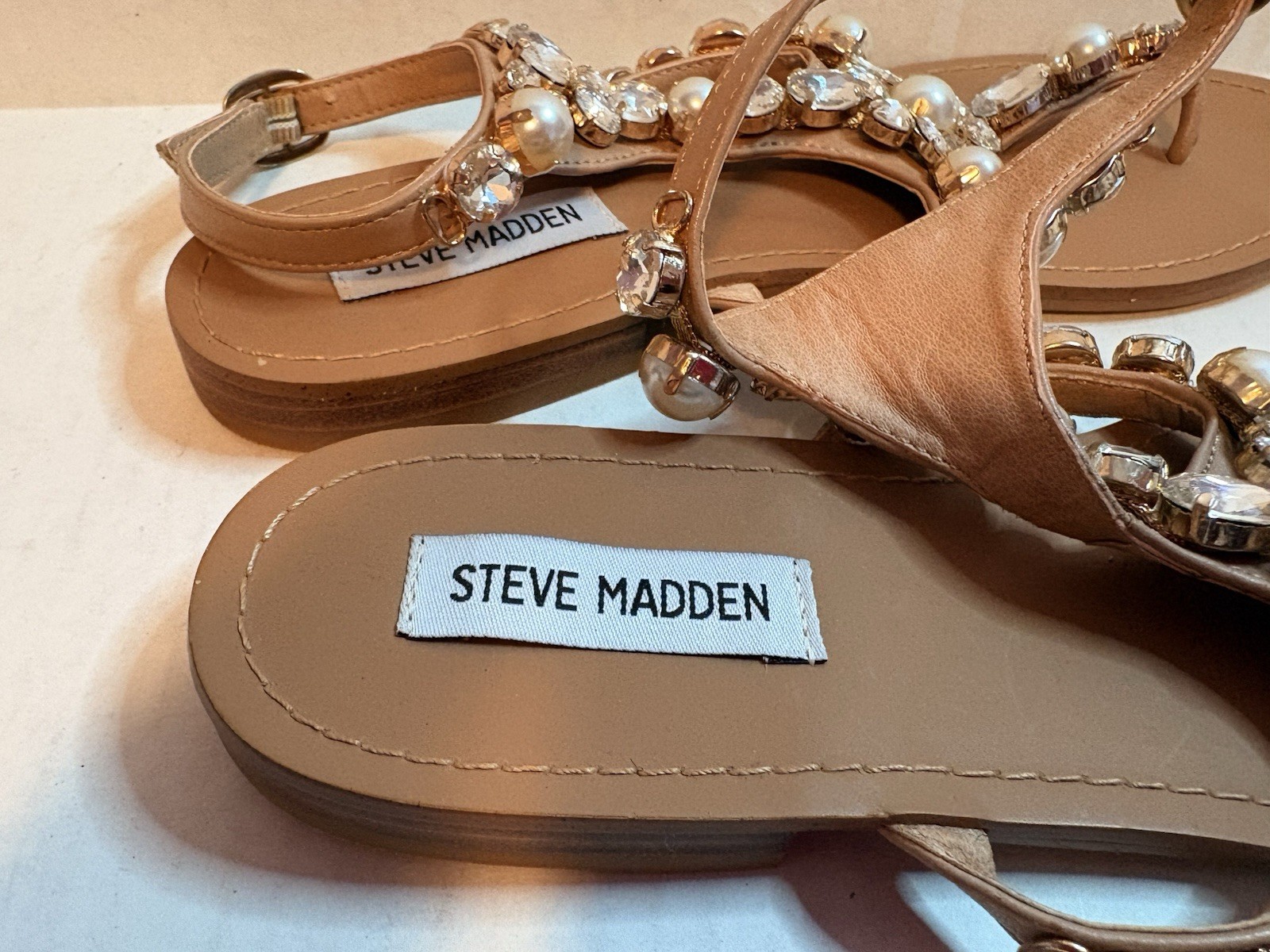 Steve Madden Chantel Embellished Thong Sandals Tan Womens Size 9M