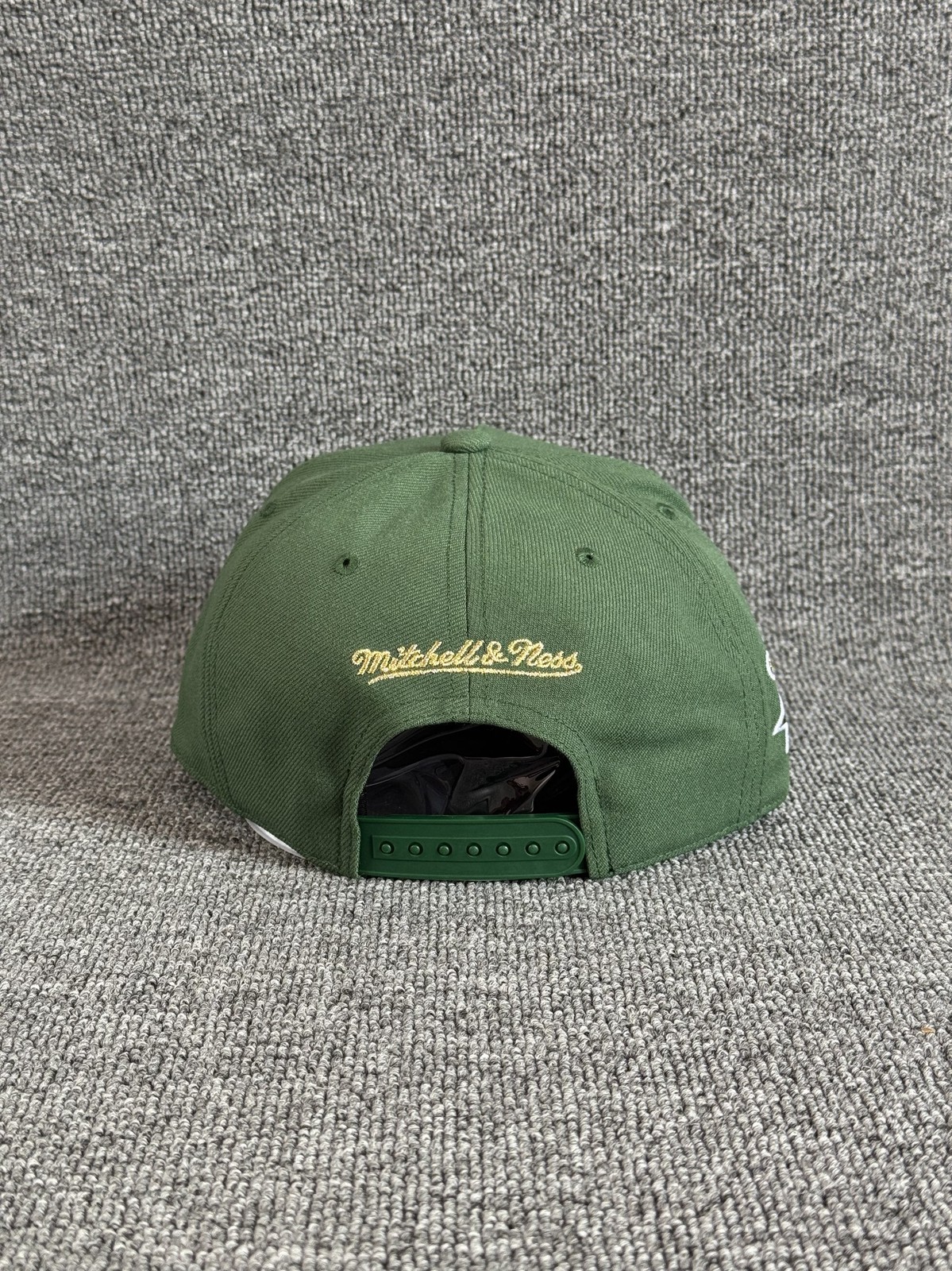 Mitchell & Ness Texas Rangers Snapback Olive Green Flat Brim Hat