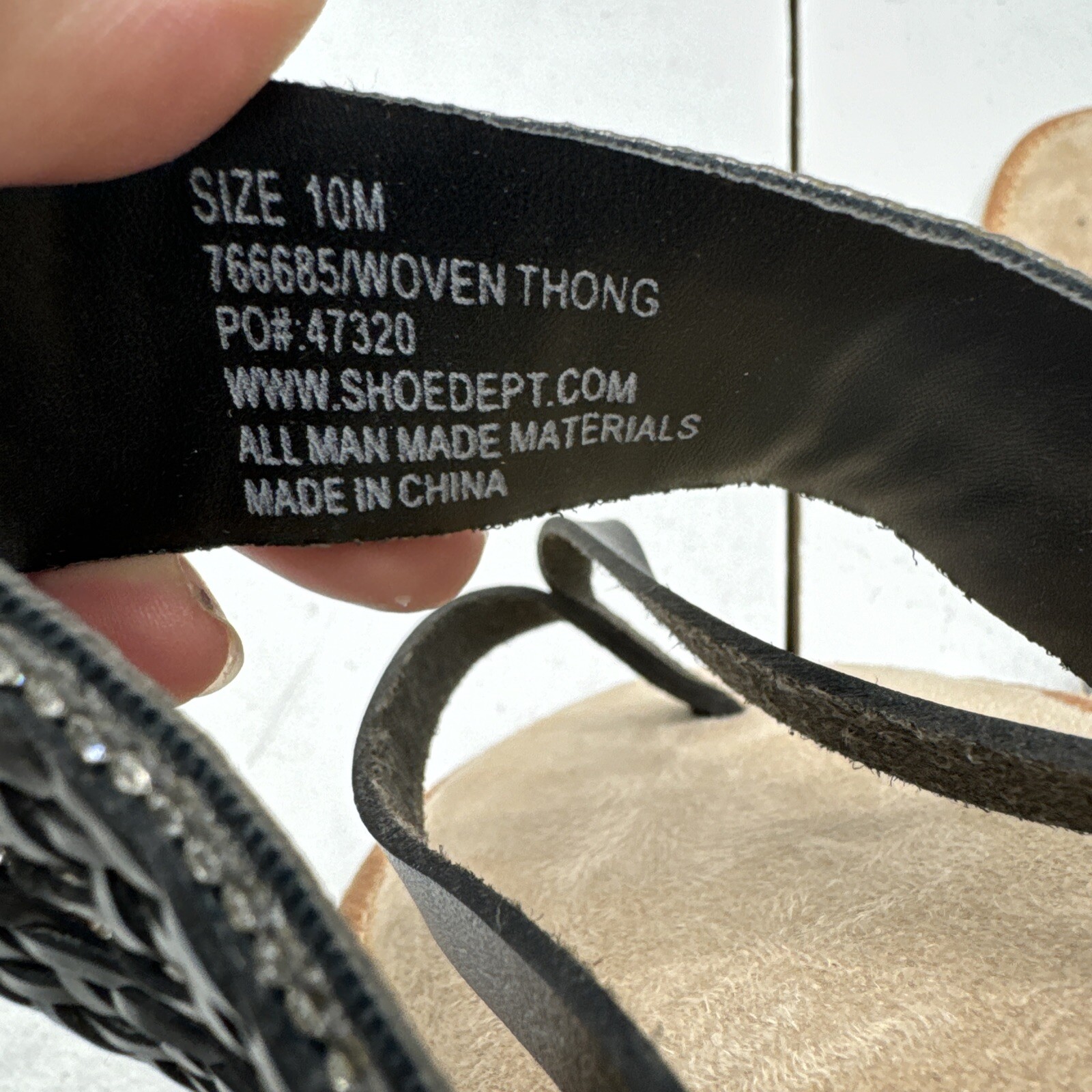 Palms Black Thong Strap Sandal Rhinestone Memory Foam Footbed Women’s Size 10