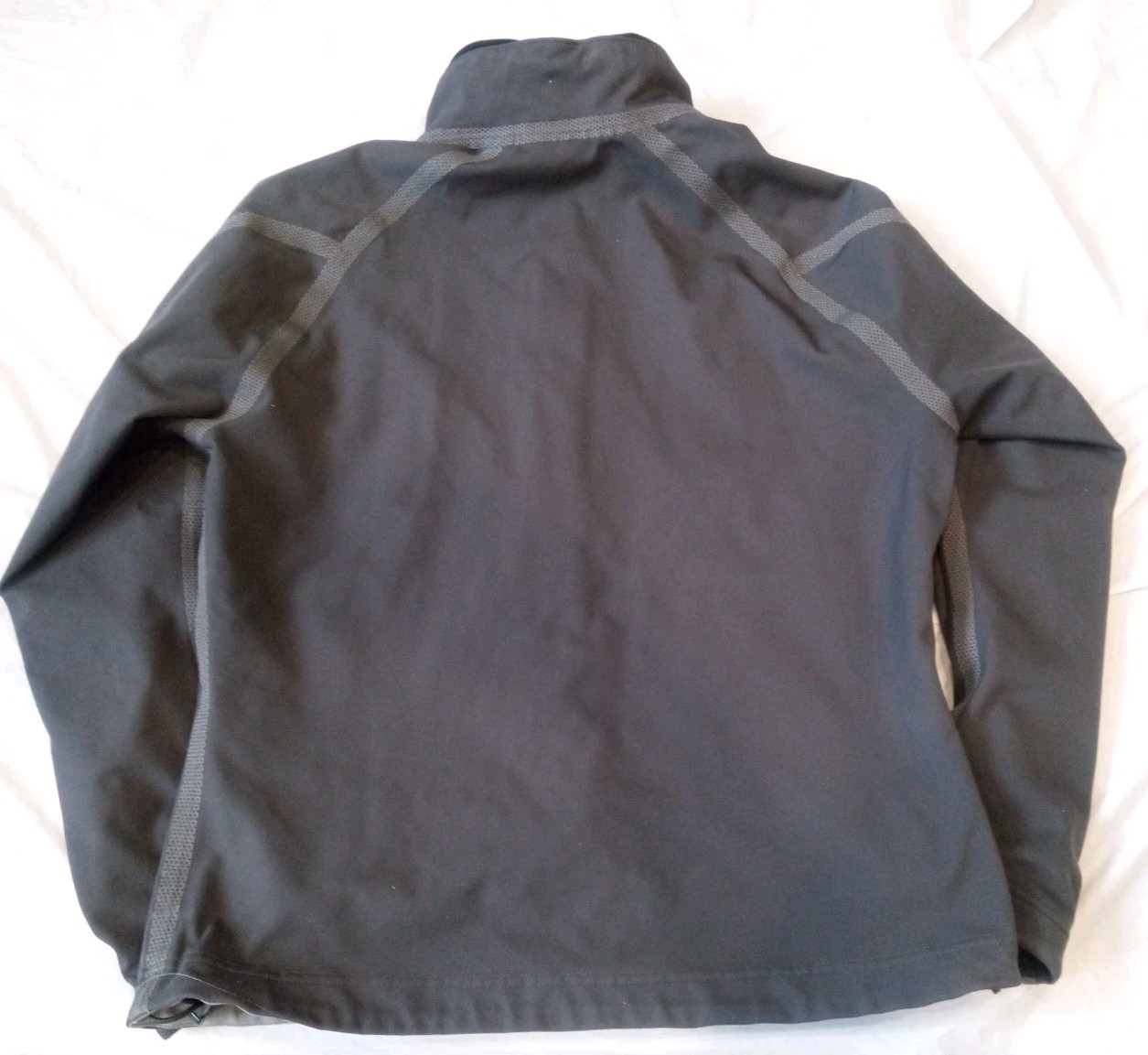 Vintage Mountain Hardwear Conduit Softshell Jacket sz M Women’s Gray Packable