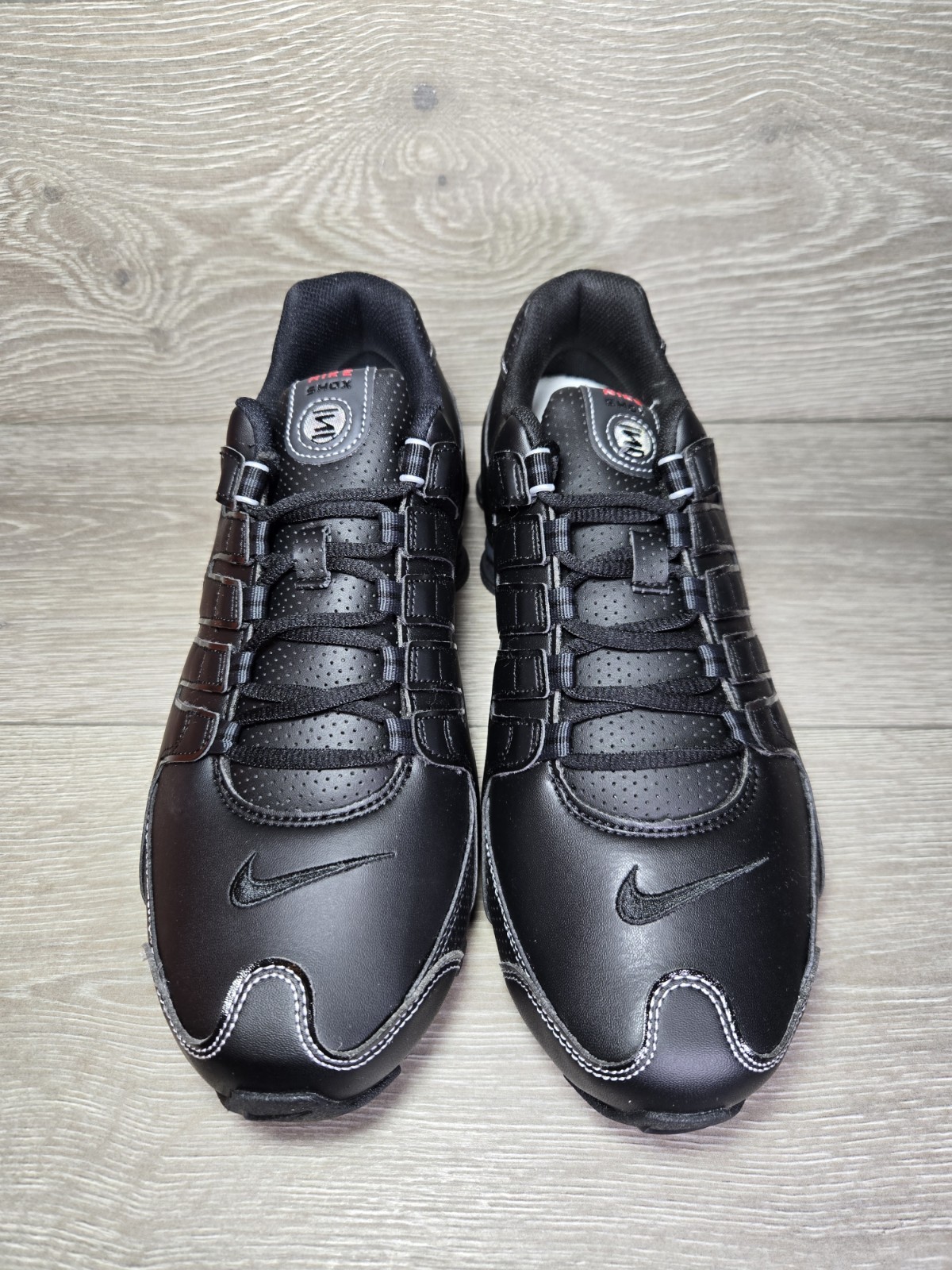 Nike Shox NZ Black / White / Varsity Red Men’s Size 10 Brand New 378341 017