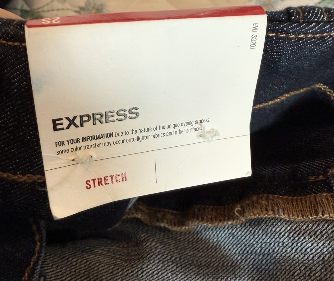 EXPRESS NWT Super High Rise Wide Leg Jeans Belted Dark Wash Women’s 2S 2C