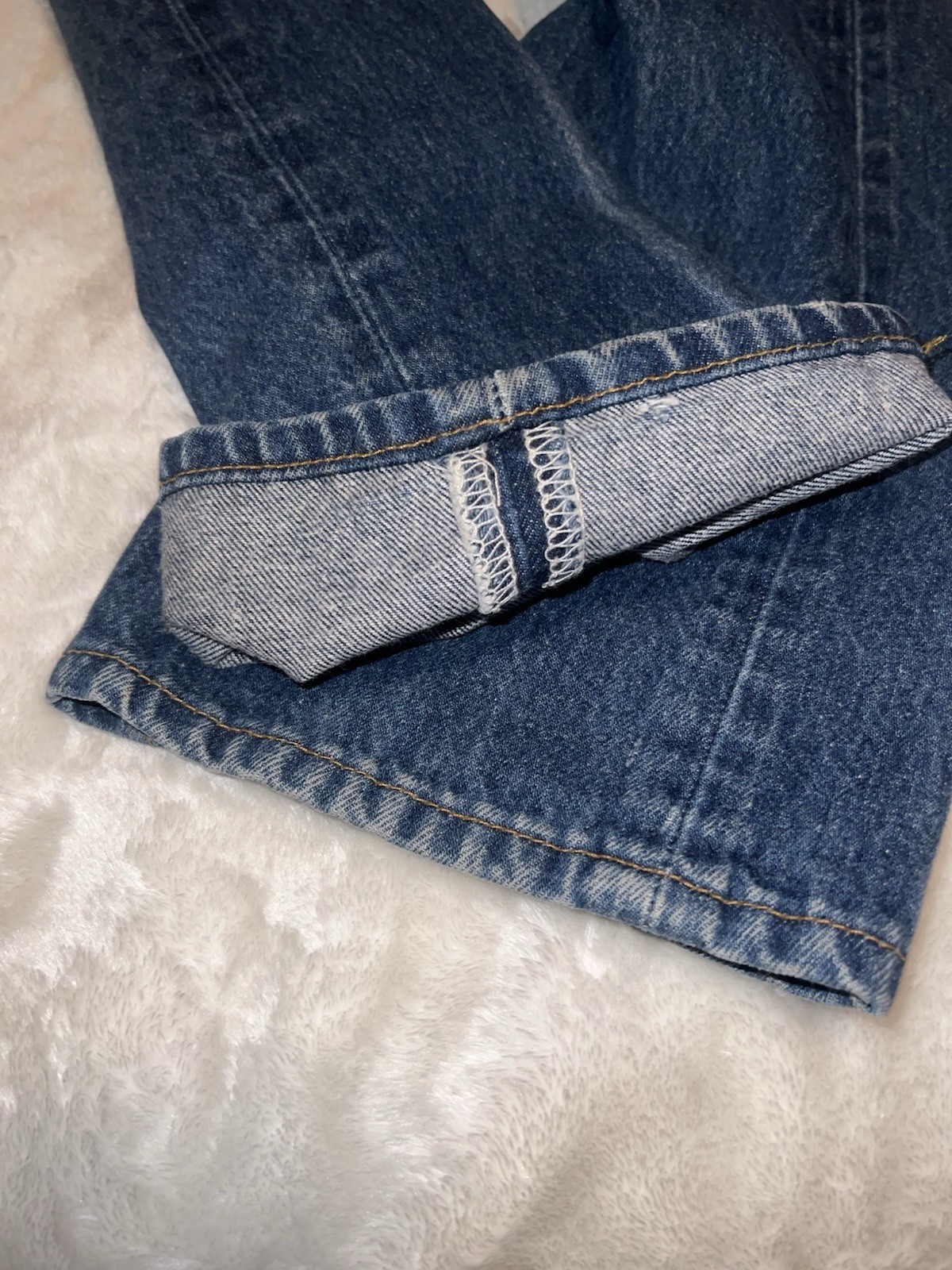 Levi’s 501 Series Men’s Blue Medium Wash Denim Jeans Straight Button Fly