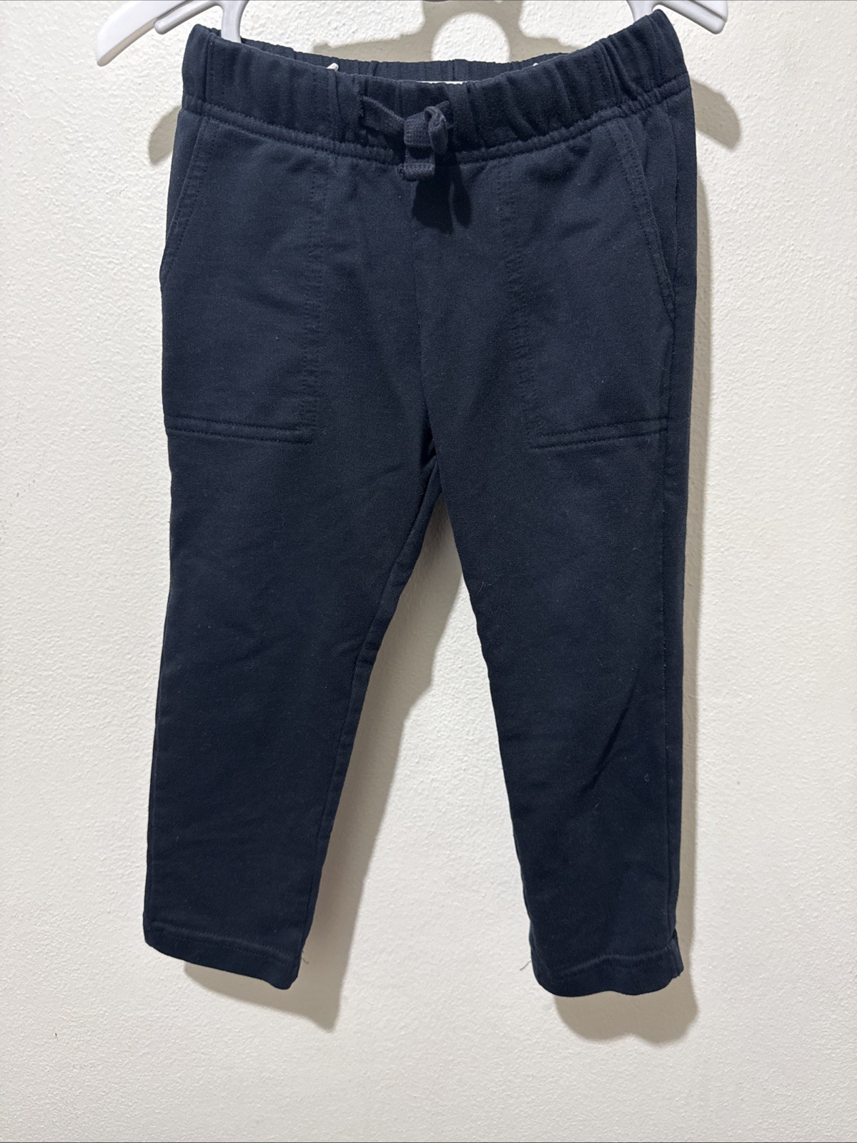 14 pants brands listed below , 2 sets and shorts boys size 3T