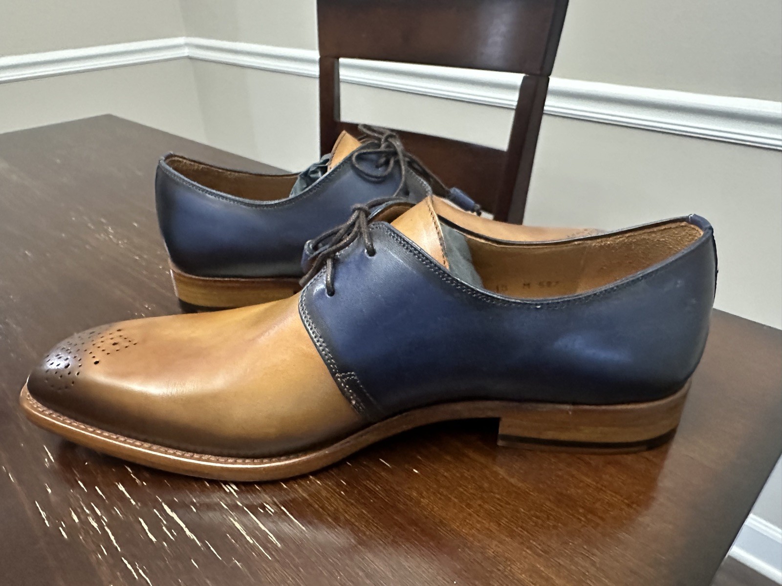Mens Mezlan Montes Calfskin Two Tone Dress Shoe in Navy & Cognac size 10M