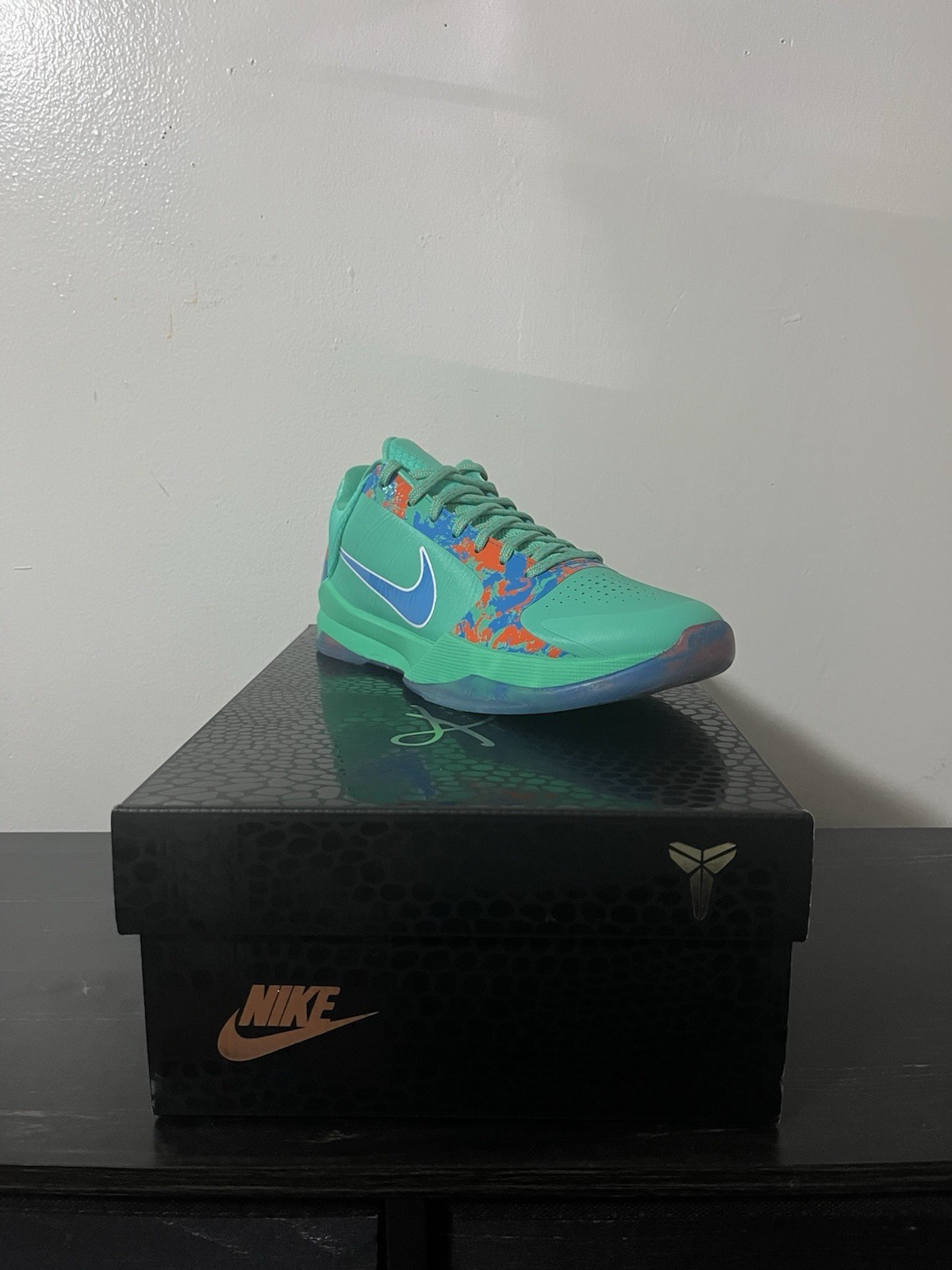 Jalen Brunson PE Kobe 5 Protro NY VS NY SIZE 7.5