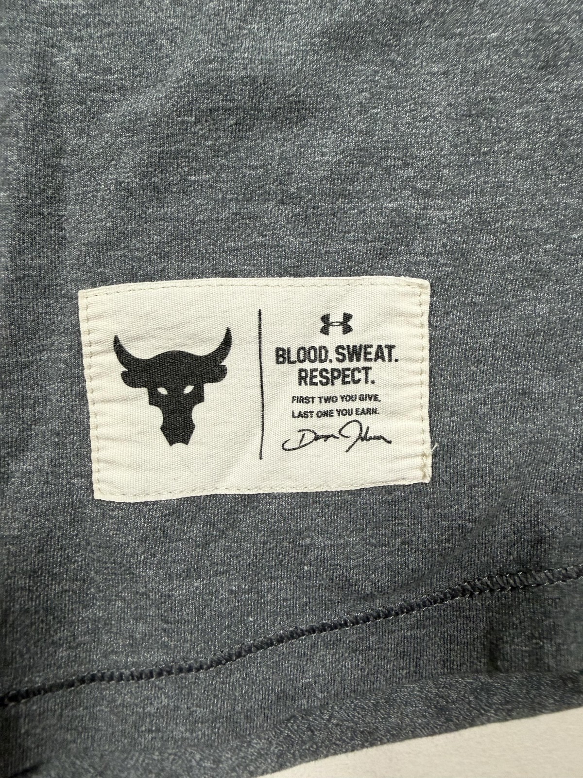 Under Armour HeatGear Shirt Mens Large Gray 3/4 Sleeve Henley Project Rock