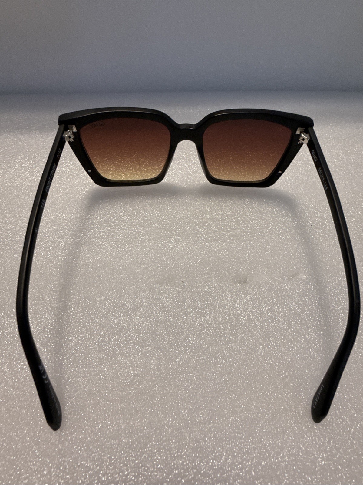 QUAY Womens Front-Cover 1212 Matte & Polished Black/Brown Yellow Polarized