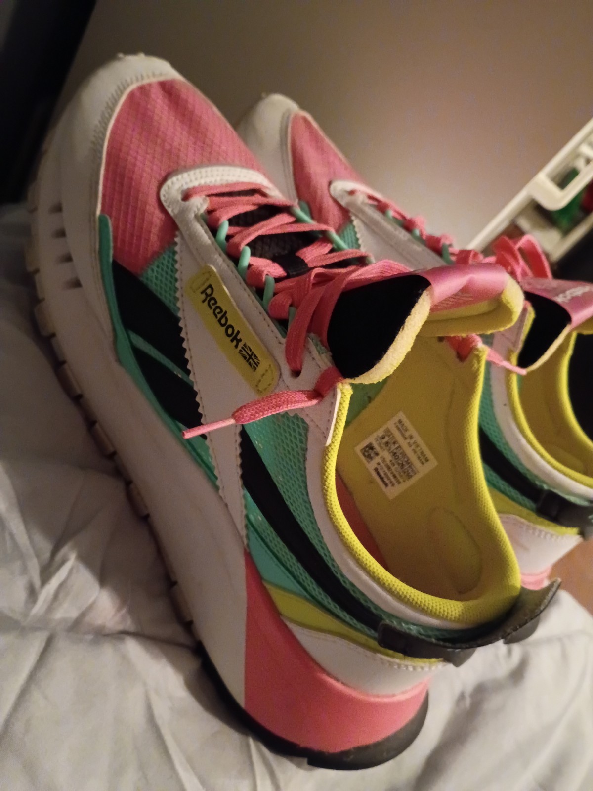 Reebok Classic low top lace up athletic sneakers white pink green black