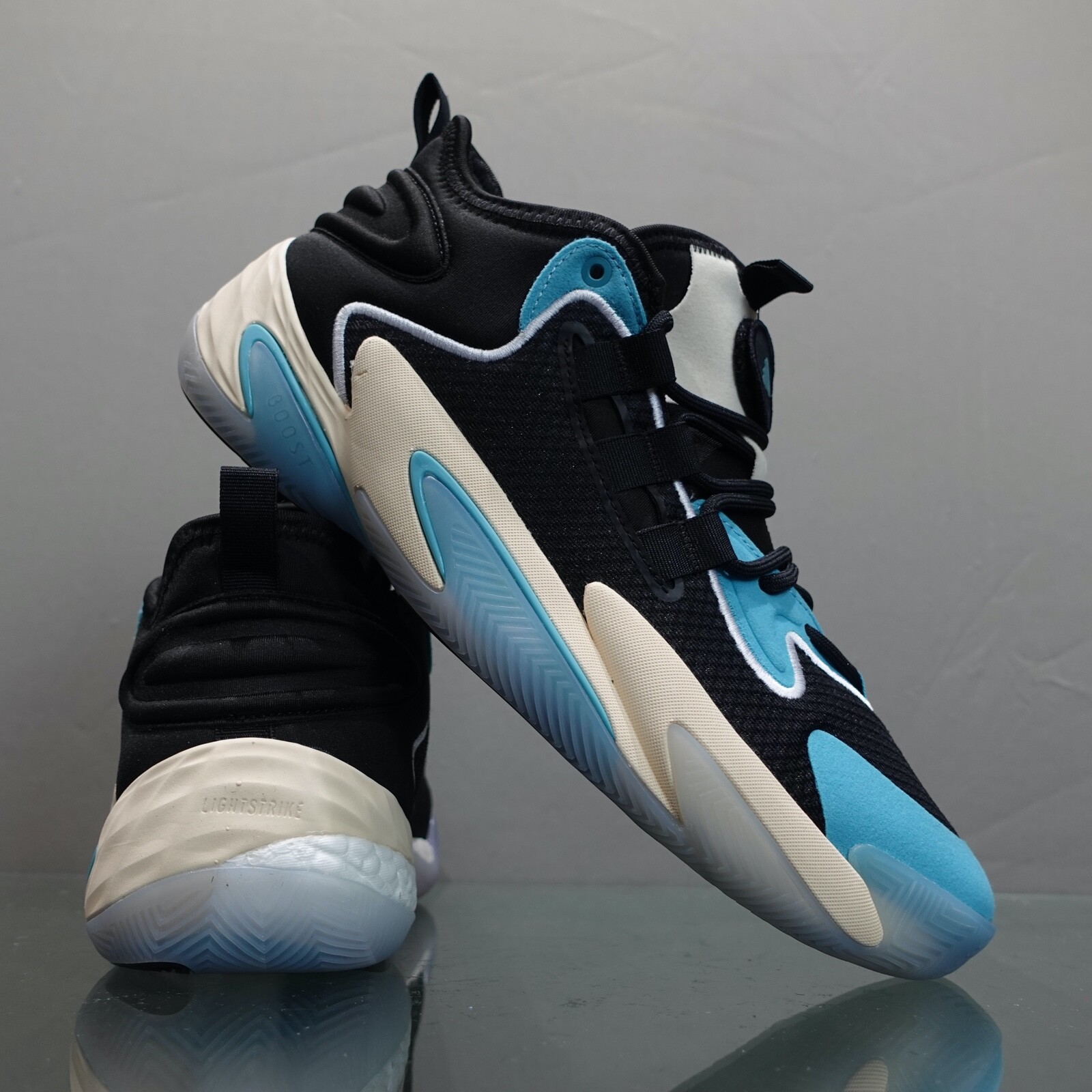 Adidas BYW Select Men’s Size 7 Sneaker Basketball Shoe #949