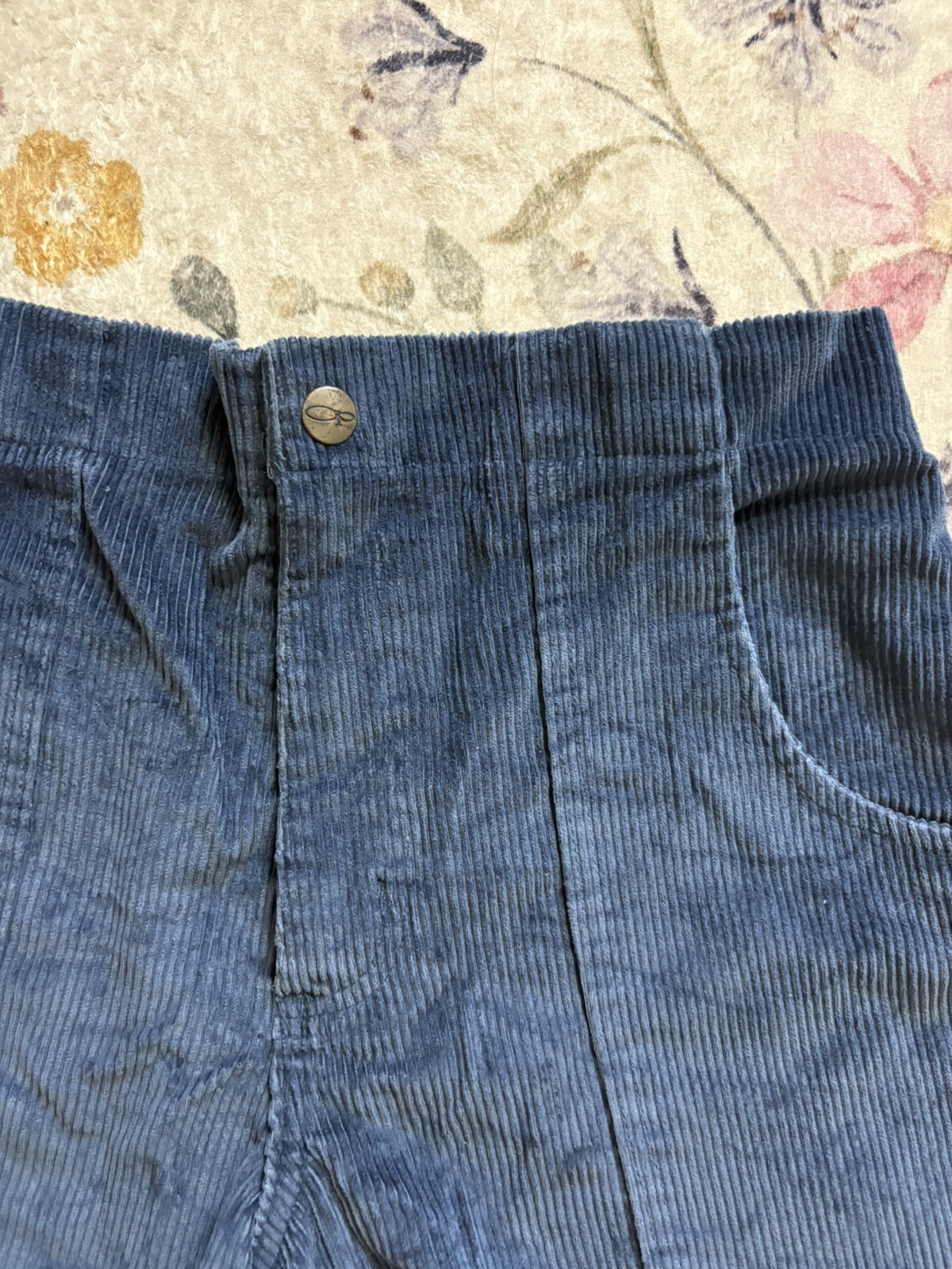 Vintage Ocean Pacific Longriders Surf Corduroy Shorts Navy Blue size 30