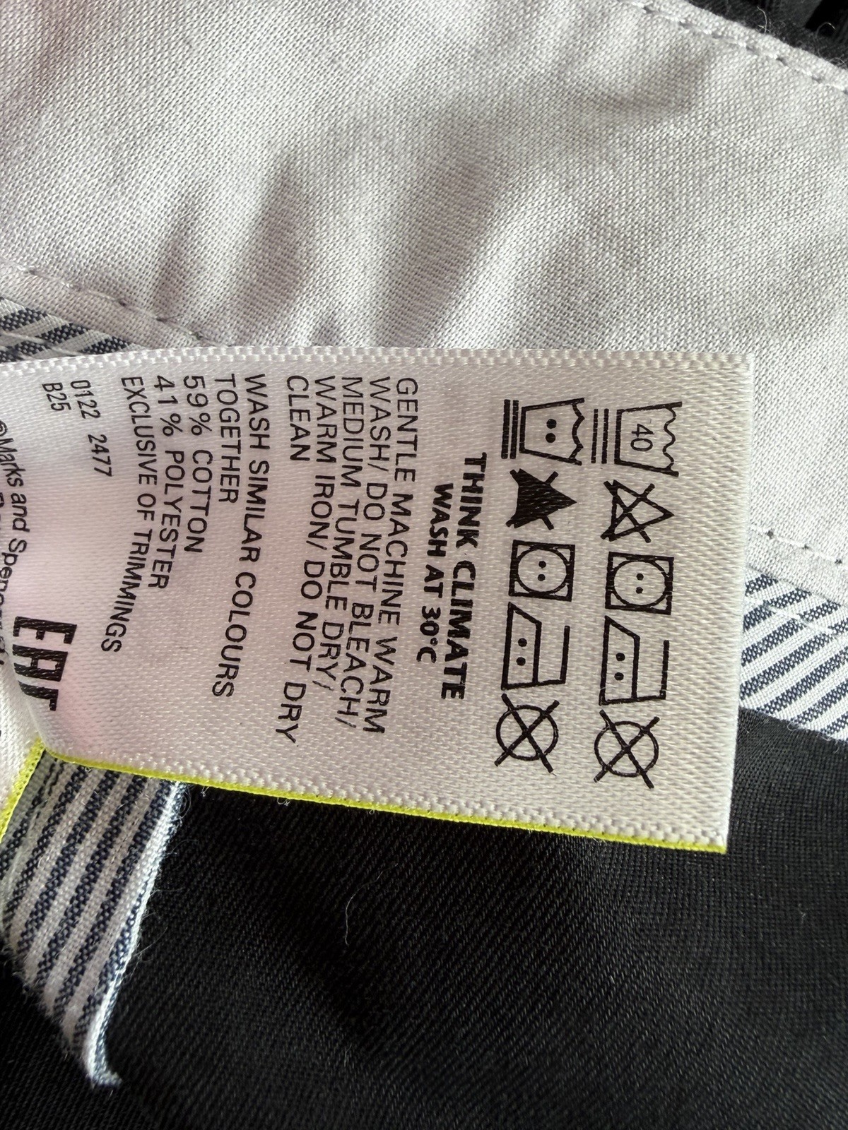 BNWT 2 Pairs Plus Size 24 M&S Knee length Shorts In Black And Grey