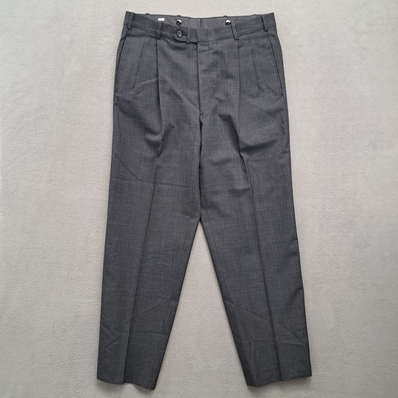 Tom James Mens 42R Gray Plaid 2 Piece Suit Corporate Image Pleated Pants 34×30