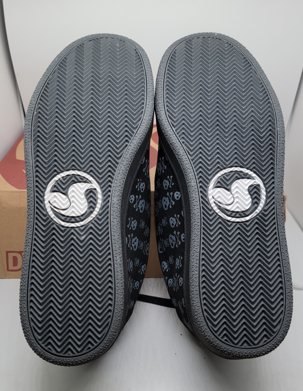 DVS Revival Splat Black NUBUCK SKULLS Women’s Shoes 8.5 (Mens7) New NWB VINTAGE