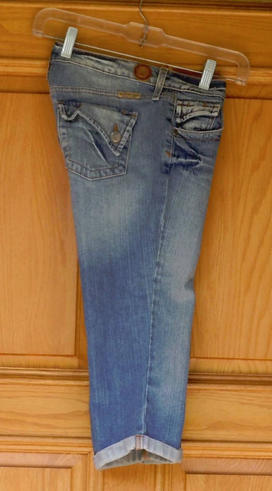 Hint Ladies Size 0 Low Rise Capris Blue Jeans
