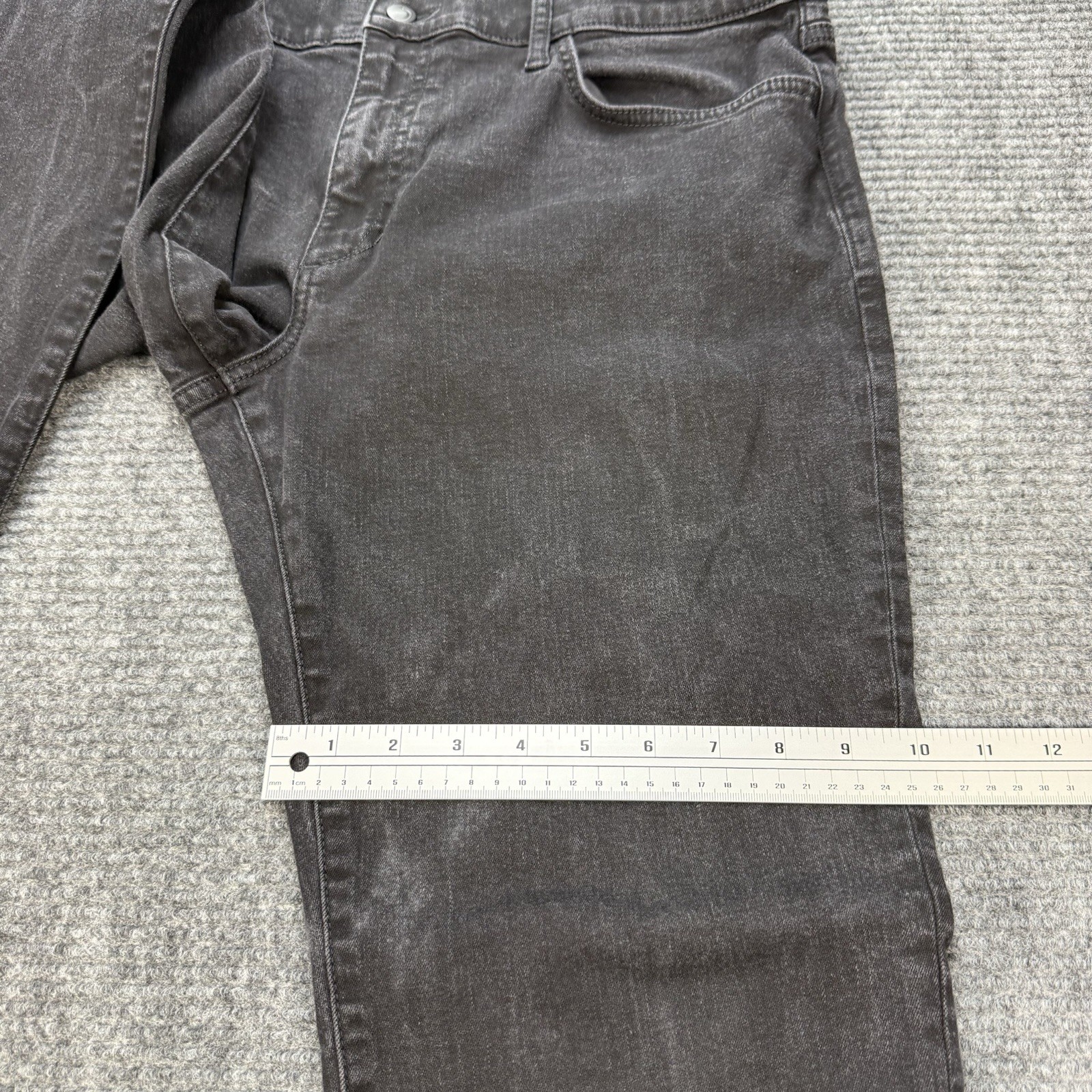 Joe’s Jeans Mens 38×31 Black Washed Marble Straight Fit Denim