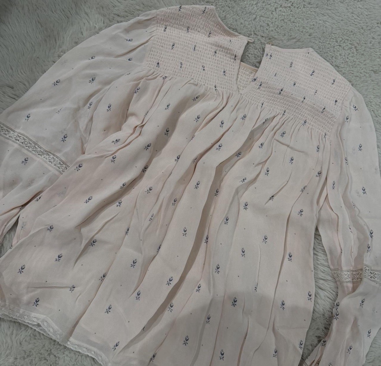 Aritzia Wilfred Long Sleeve Pink Floral Blouse size xs