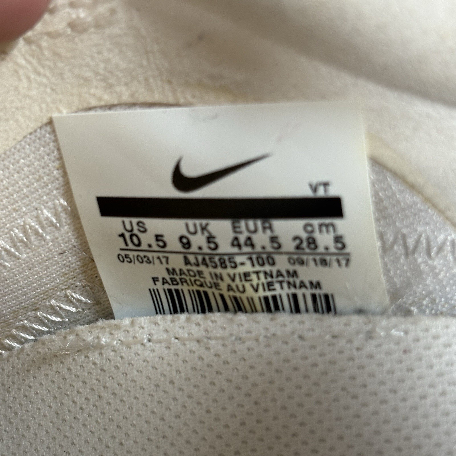 Size 10.5 – Off-White x Nike Air Max 97 OG The Ten